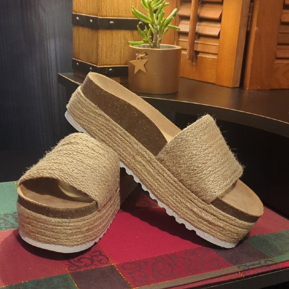 Dirty Laundry Palm Desert Espadrille Platform Sandals Slide On Jute Natural 9 - Picture 2 of 12